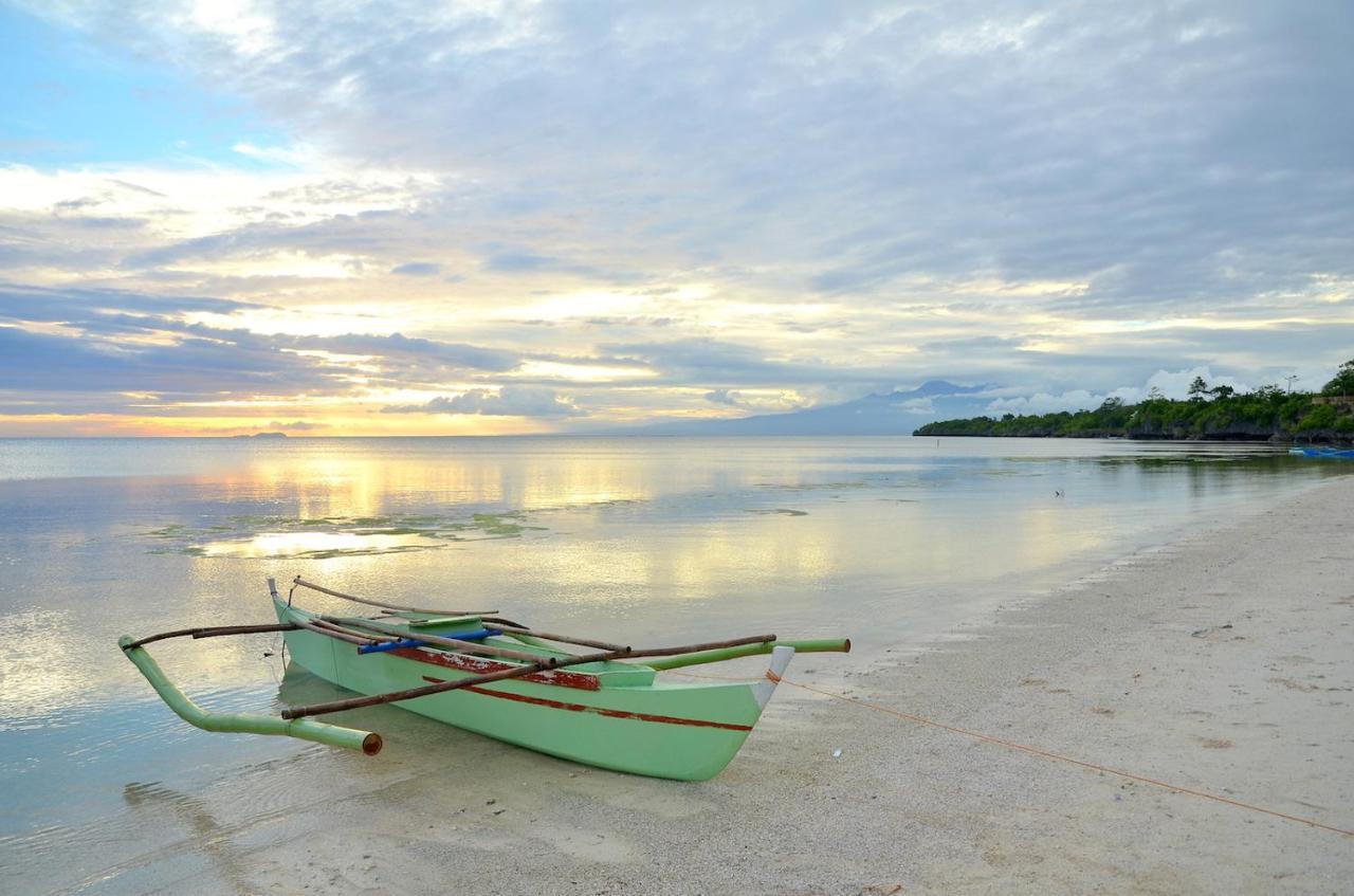 White Villas Resort Siquijor Bagian luar foto